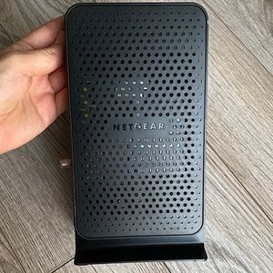 NETGEAR N600 Cable Modem WIFI Router (C3700)